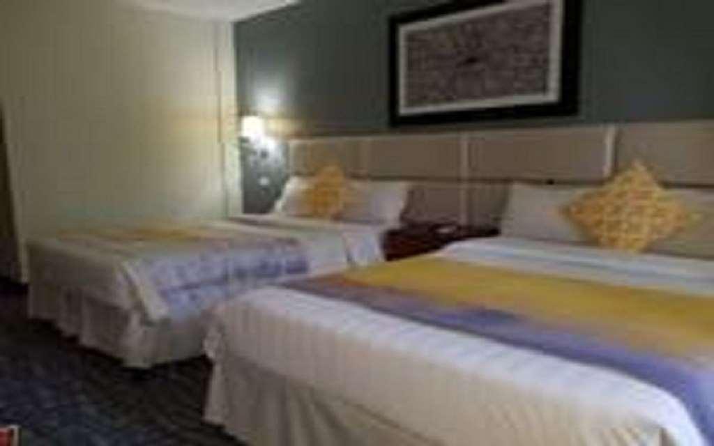 Century Hotel Garapan Zimmer foto